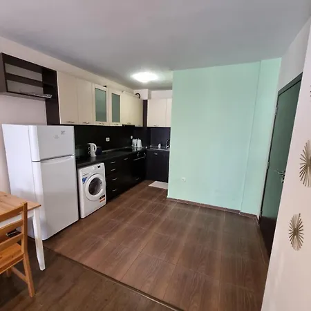 Apartament Sunny In Great Location And Close To Varna's Center Warna